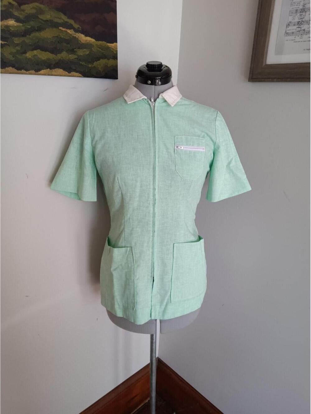 Barco Vintage Green Blouse Zip Up Mint Nurse Blouse?Cinched Top With Pockets Mod